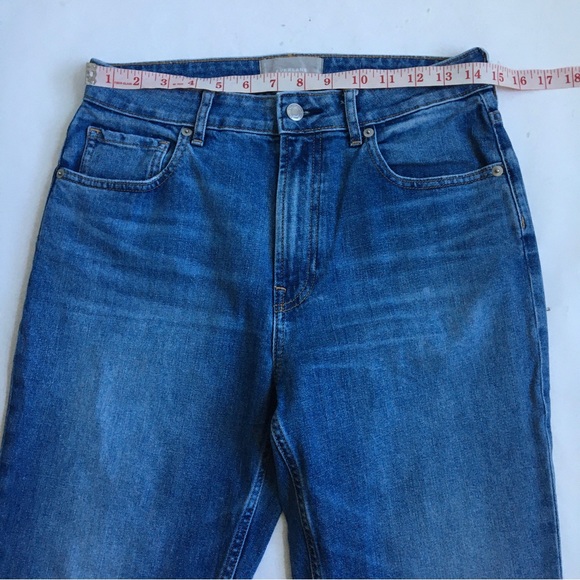 Everlane The Curvy Cheeky Jean Crop High Rise Raw Hem Blue Denim Jeans Size 29 - Picture 13 of 17